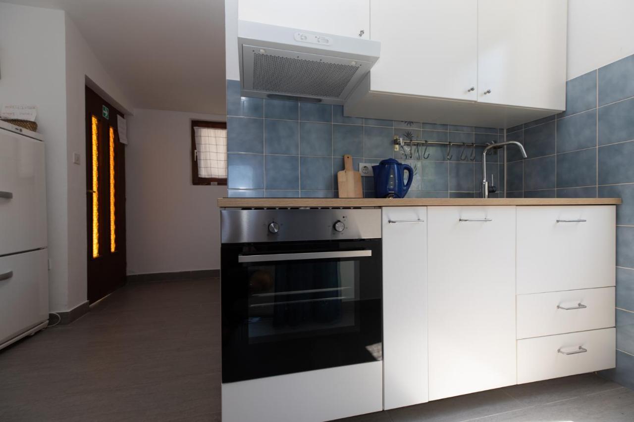Apartments Apartmani Pintar Mimice Luaran gambar